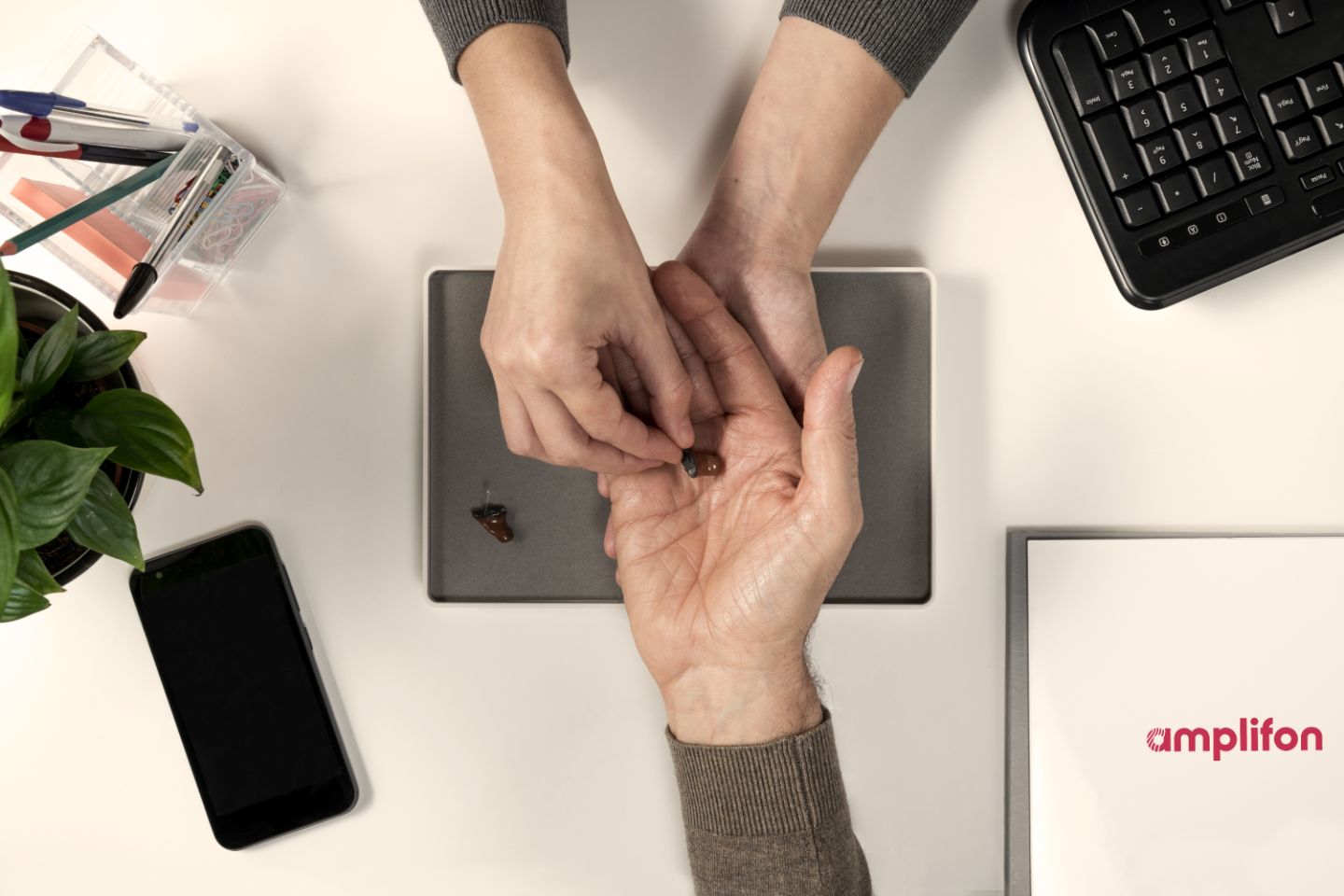 Hearing Aid Batteries Sizes and Tips Amplifon IN