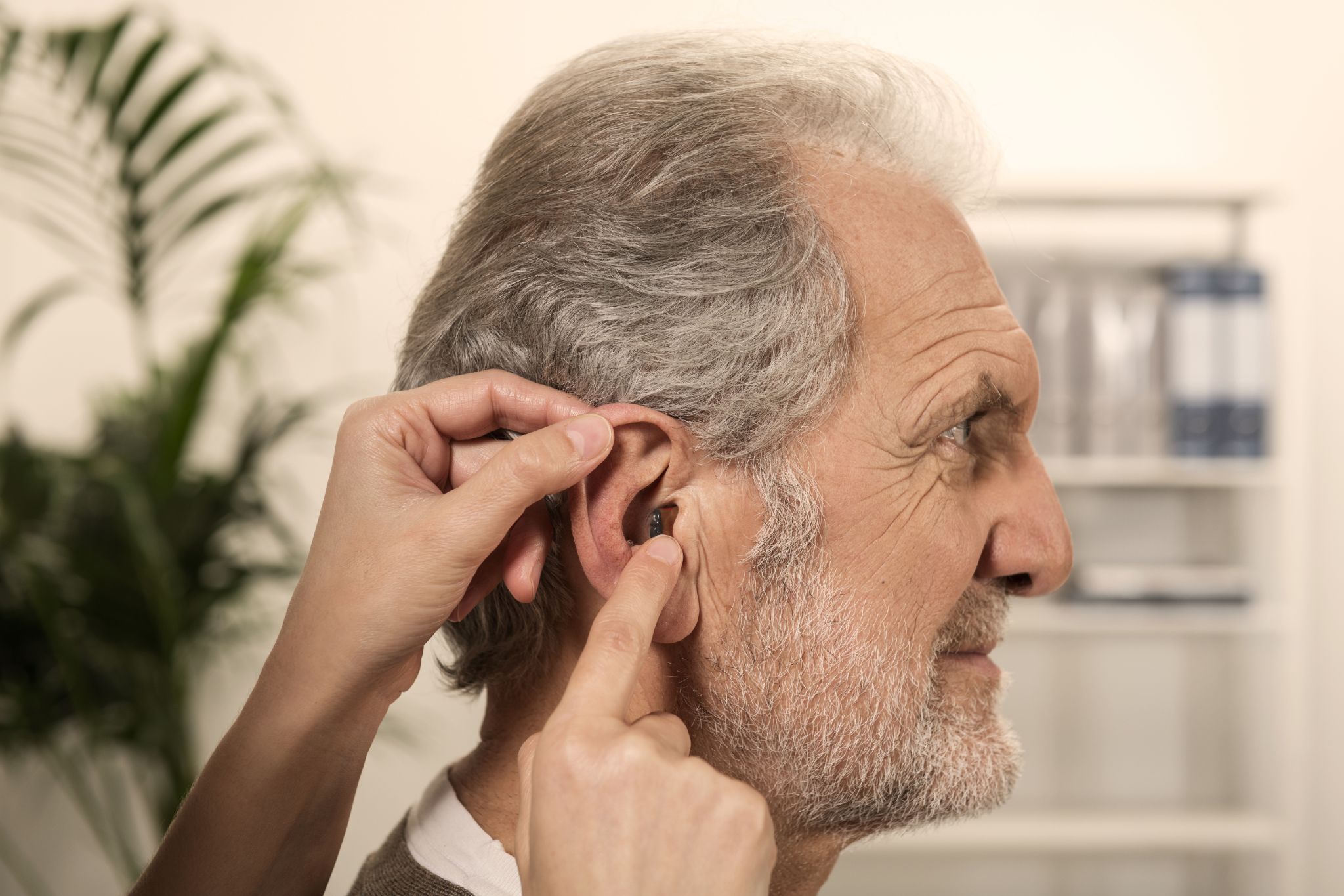 The Real Reasons Your Ears Itch - Houston ENT Doctor