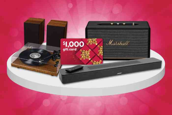 Speakers, record player and gift voucher