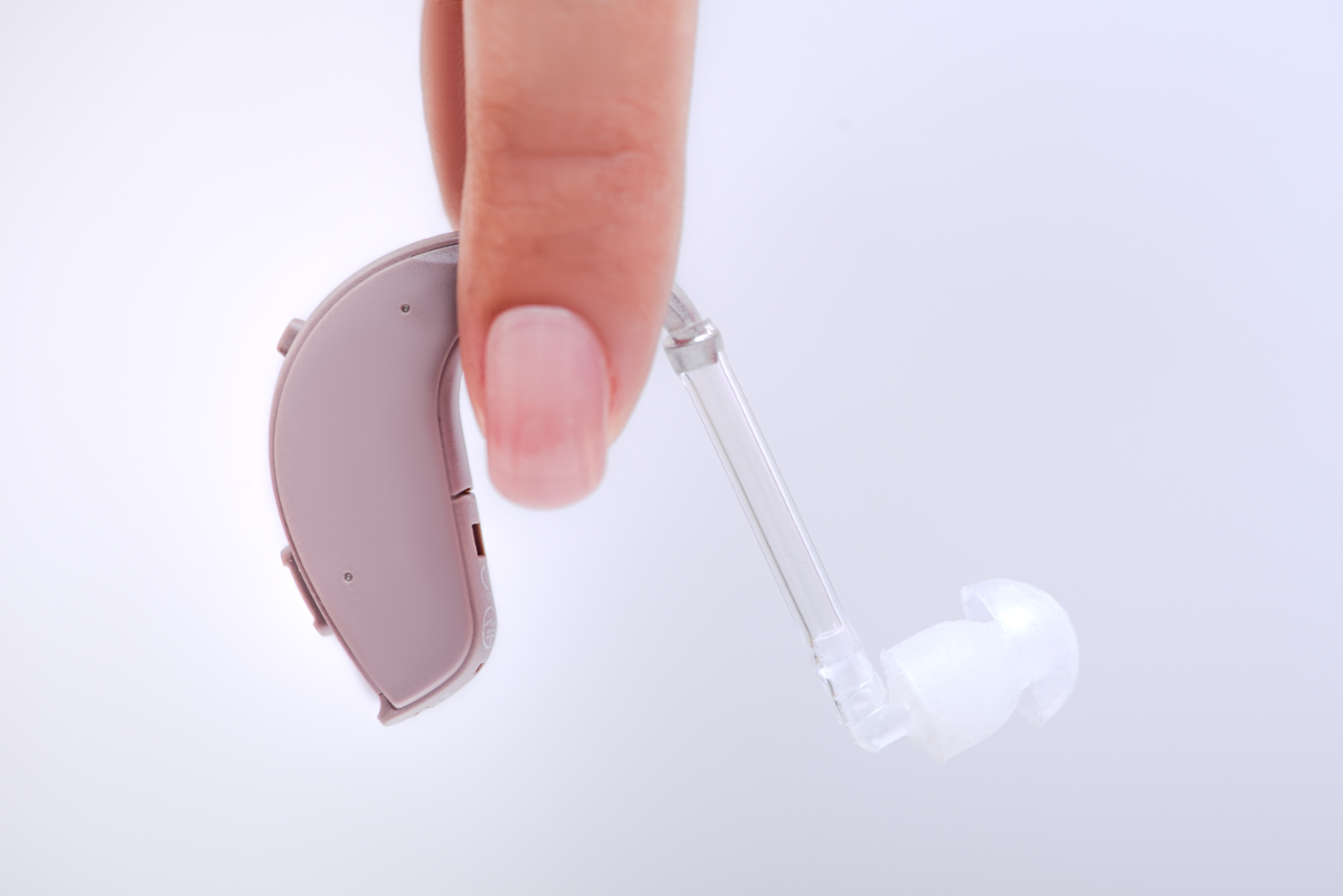 Ear Listen Machine Common Misconceptions about Ear Machines | Amplifon IN